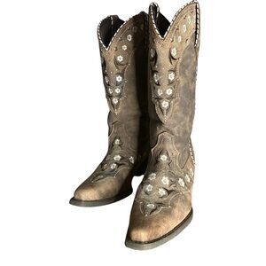 Women's Brown Embroidered Western Boots Size 9